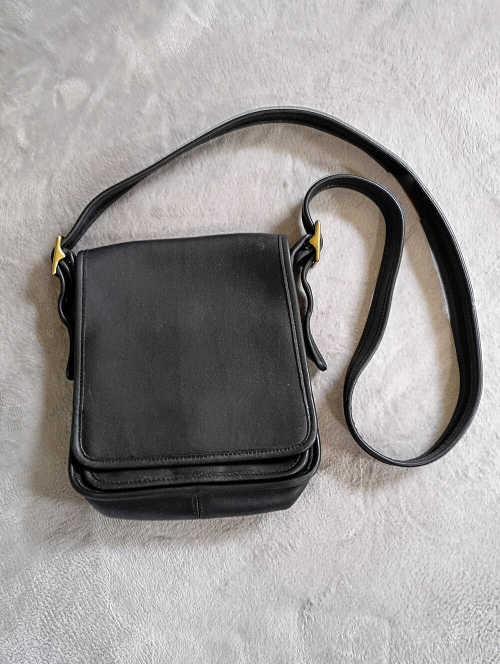 Vintage Coach Legacy Black Leather Studio Flap Crossbody Bag